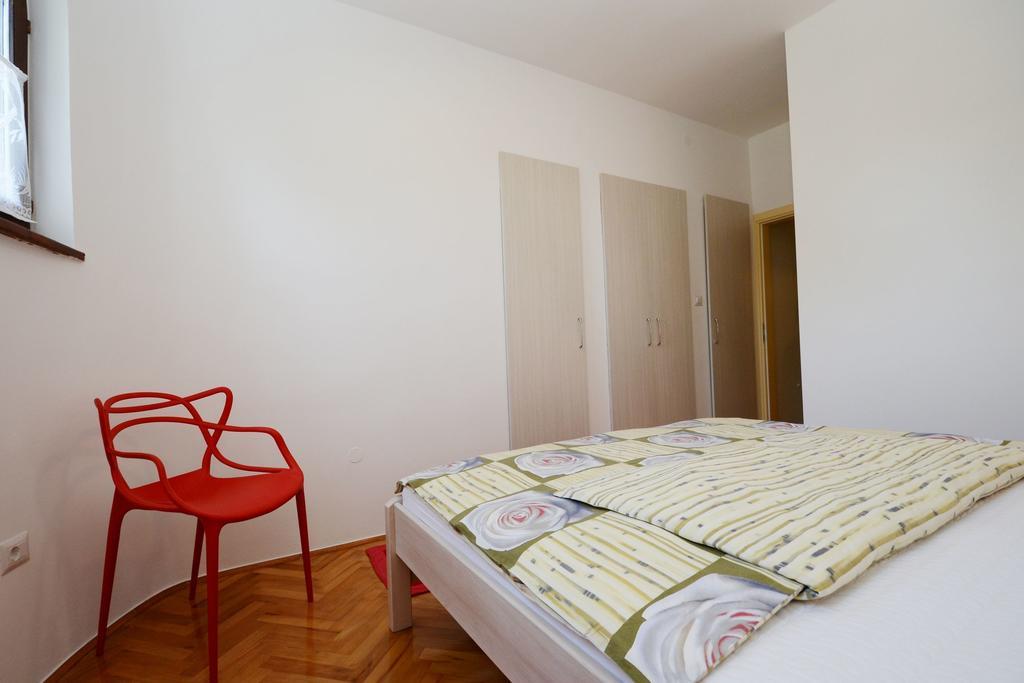 Apartments Tena ポレッチ 部屋 写真